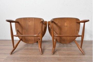 中古　美品　柏木工(KASHIWA、かしわ)　楢(ナラ)材　木の温もりあふれるキャプテンチェア2脚セット　(R-086743)