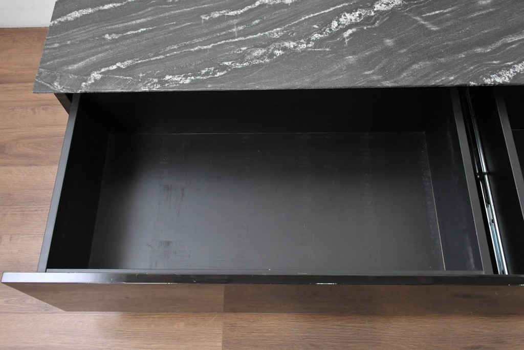 中古　国産特注品　天板(大理石)　重厚な天板が目を引くテレビボード　製作費約60万円　(R-086744)