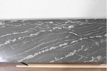 中古　国産特注品　天板(大理石)　重厚な天板が目を引くテレビボード　製作費約60万円　(R-086744)