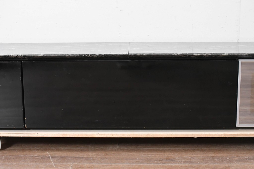 中古　国産特注品　天板(大理石)　重厚な天板が目を引くテレビボード　製作費約60万円　(R-086744)