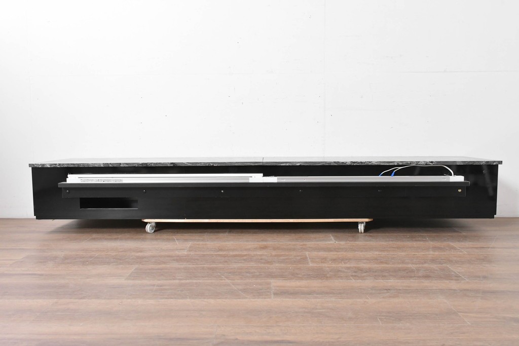 中古　国産特注品　天板(大理石)　重厚な天板が目を引くテレビボード　製作費約60万円　(R-086744)