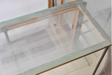 和製ヴィンテージ　曲げガラス　引き出し3杯付きの昭和レトロなL型ショーケース　(R-086745)