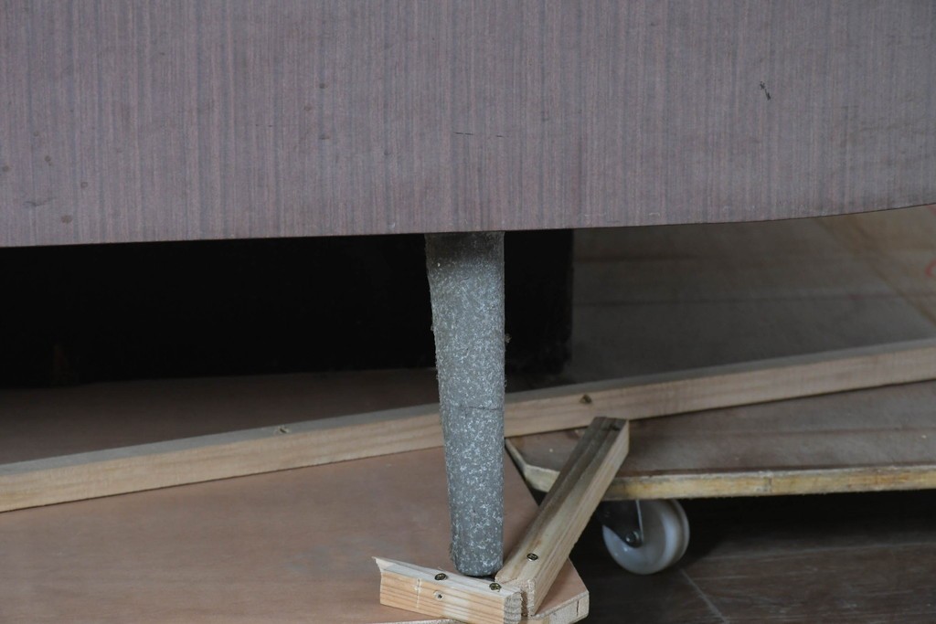 和製ヴィンテージ　曲げガラス　引き出し3杯付きの昭和レトロなL型ショーケース　(R-086745)