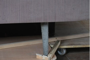 和製ヴィンテージ　曲げガラス　引き出し3杯付きの昭和レトロなL型ショーケース　(R-086745)