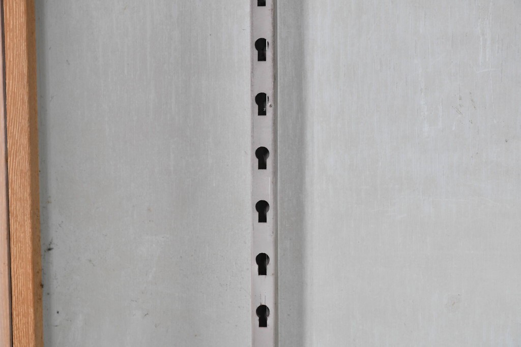 和製ヴィンテージ　伊藤洋家具店　木製フレームと曲げガラスのショーケース　(R-086747)