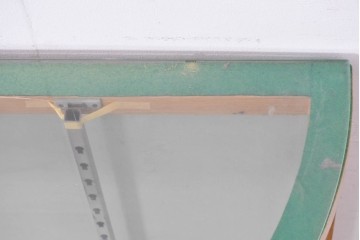 和製ヴィンテージ　伊藤洋家具店　木製フレームと曲げガラスのショーケース　(R-086747)