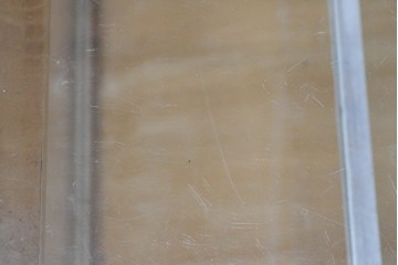 和製ヴィンテージ　新藤ケース店　レトロ感が可愛らしい木製フレームのガラスショーケース　(R-086749)