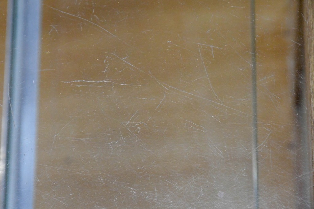 和製ヴィンテージ　新藤ケース店　レトロ感が可愛らしい木製フレームのガラスショーケース　(R-086749)