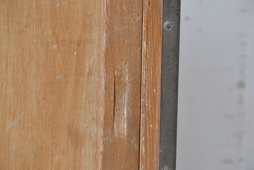 和製ヴィンテージ　新藤ケース店　レトロ感が可愛らしい木製フレームのガラスショーケース　(R-086749)