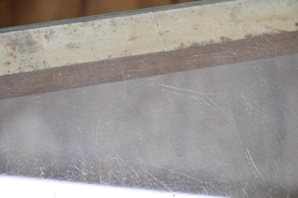 和製ヴィンテージ　楢(ナラ)材の木枠と広いガラス面が魅力のガラスショーケース　(R-086750)