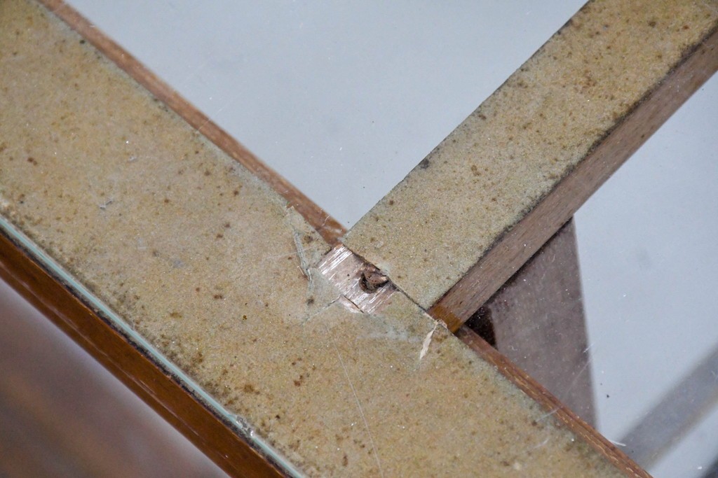 和製ヴィンテージ　楢(ナラ)材の木枠と広いガラス面が魅力のガラスショーケース　(R-086750)