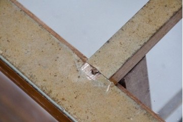 和製ヴィンテージ　楢(ナラ)材の木枠と広いガラス面が魅力のガラスショーケース　(R-086750)