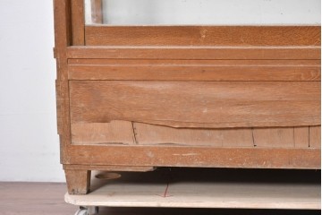 和製ヴィンテージ　楢(ナラ)材の木枠と広いガラス面が魅力のガラスショーケース　(R-086750)