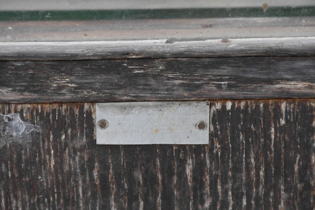 和製ヴィンテージ　広いガラス面でディスプレイが映えるガラスショーケース　(R-086751)