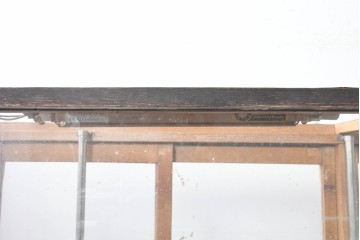 和製ヴィンテージ　広いガラス面でディスプレイが映えるガラスショーケース　(R-086751)