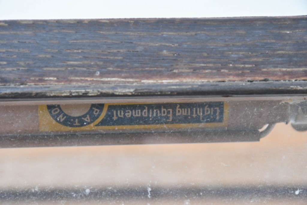 和製ヴィンテージ　広いガラス面でディスプレイが映えるガラスショーケース　(R-086751)