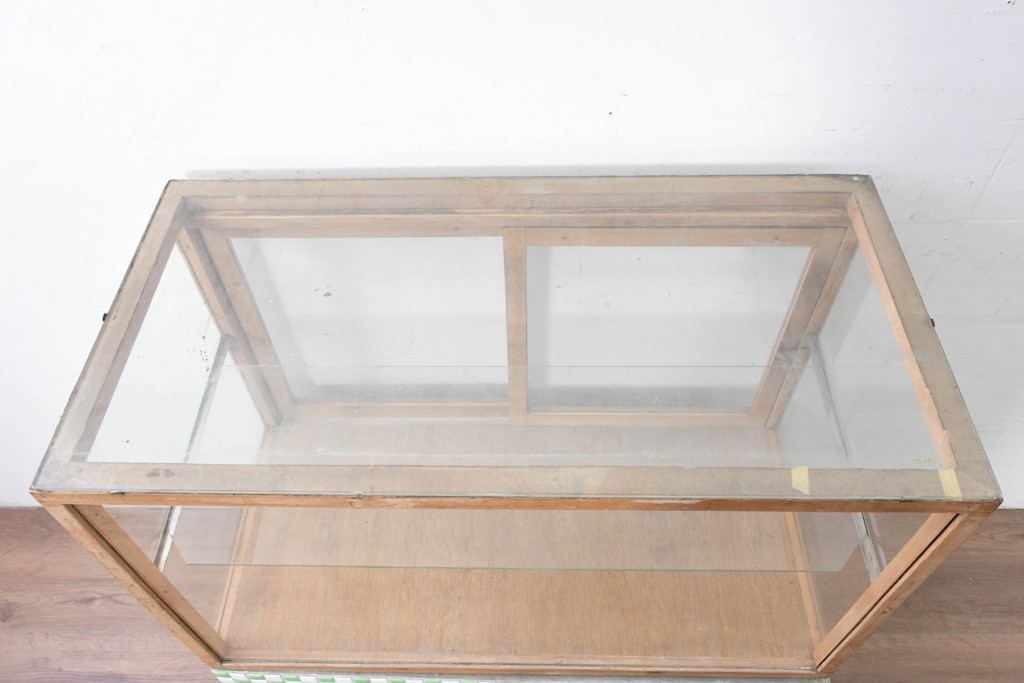 和製ヴィンテージ　希少な小振りサイズ! 　市松模様のタイルがレトロなたばこガラスケース　(R-086752)