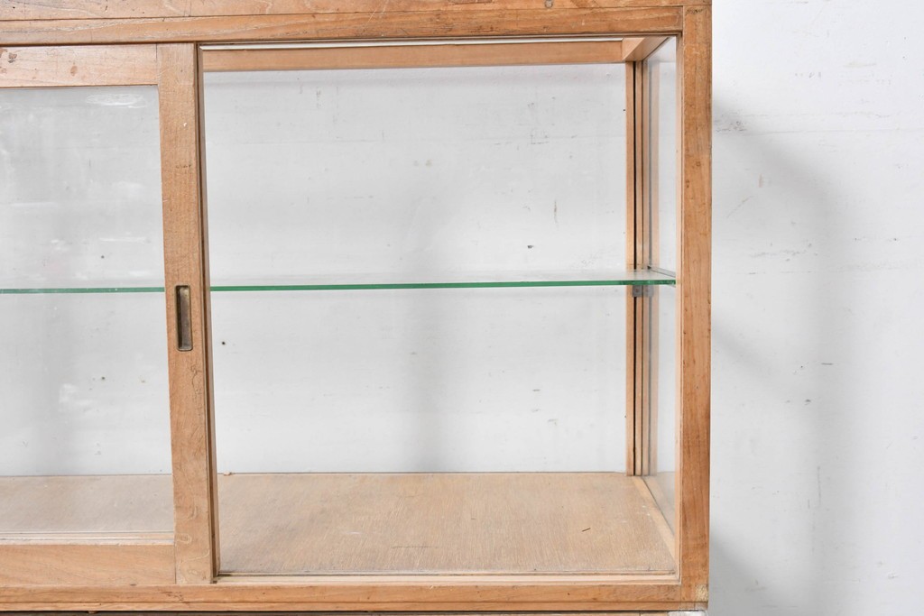 和製ヴィンテージ　希少な小振りサイズ! 　市松模様のタイルがレトロなたばこガラスケース　(R-086752)