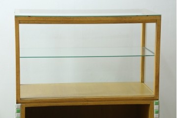 和製ヴィンテージ　希少な小振りサイズ! 　市松模様のタイルがレトロなたばこガラスケース　(R-086752)