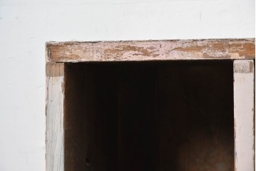 《ペイント仕上げ限定》　和製ヴィンテージ　小振りな15マス収納のシンプルなマス目棚　(R-086753)