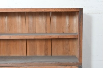 和製アンティーク　素朴な木味が魅力の引き出し付き飾り棚　(R-086756)