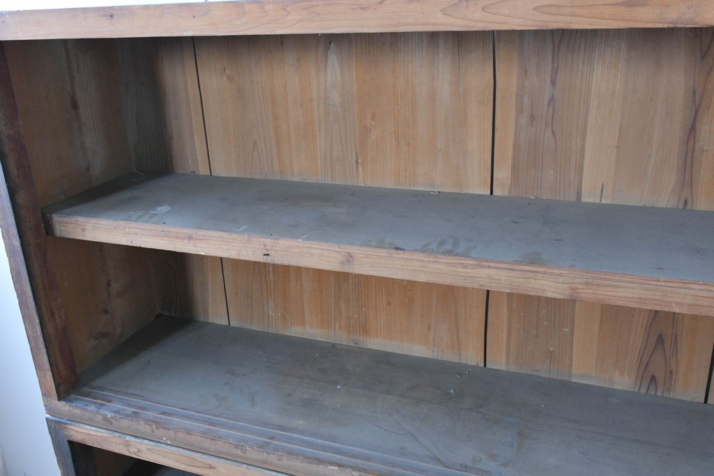 和製アンティーク　素朴な木味が魅力の引き出し付き飾り棚　(R-086756)