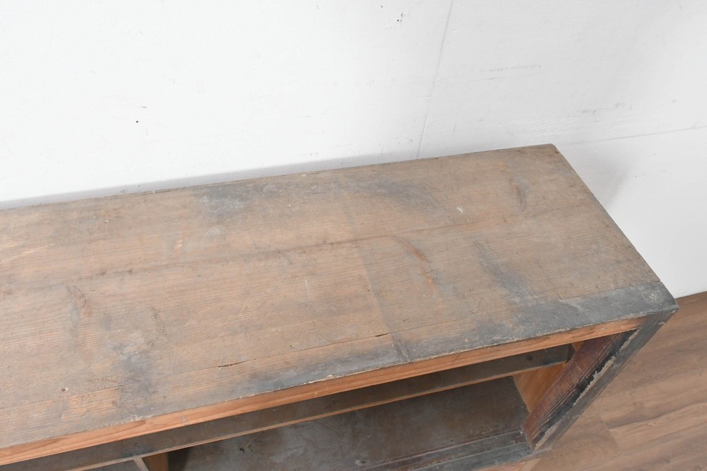 和製アンティーク　木味の素朴な引き出し付きオープンラック　(R-086758)