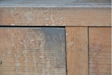 和製アンティーク　木味の素朴な引き出し付きオープンラック　(R-086758)