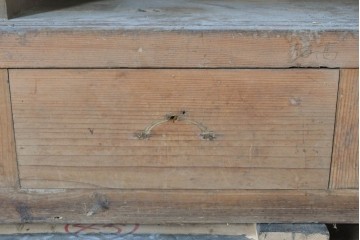 和製アンティーク　木味の素朴な引き出し付きオープンラック　(R-086758)