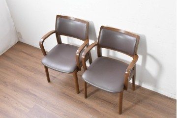 中古　シラカワ(Shirakawa)　ナラ材　S-281　流れるような曲線が上品なアームチェア2脚セット　定価(2脚合計)約15万円　(R-086759)