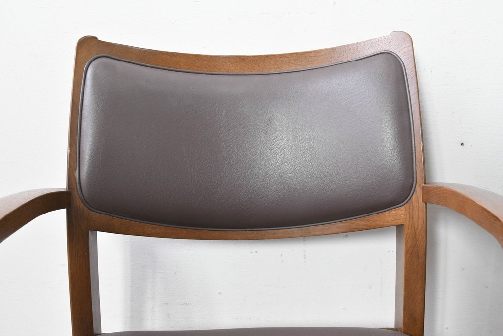 中古　シラカワ(Shirakawa)　ナラ材　S-281　流れるような曲線が上品なアームチェア2脚セット　定価(2脚合計)約15万円　(R-086759)