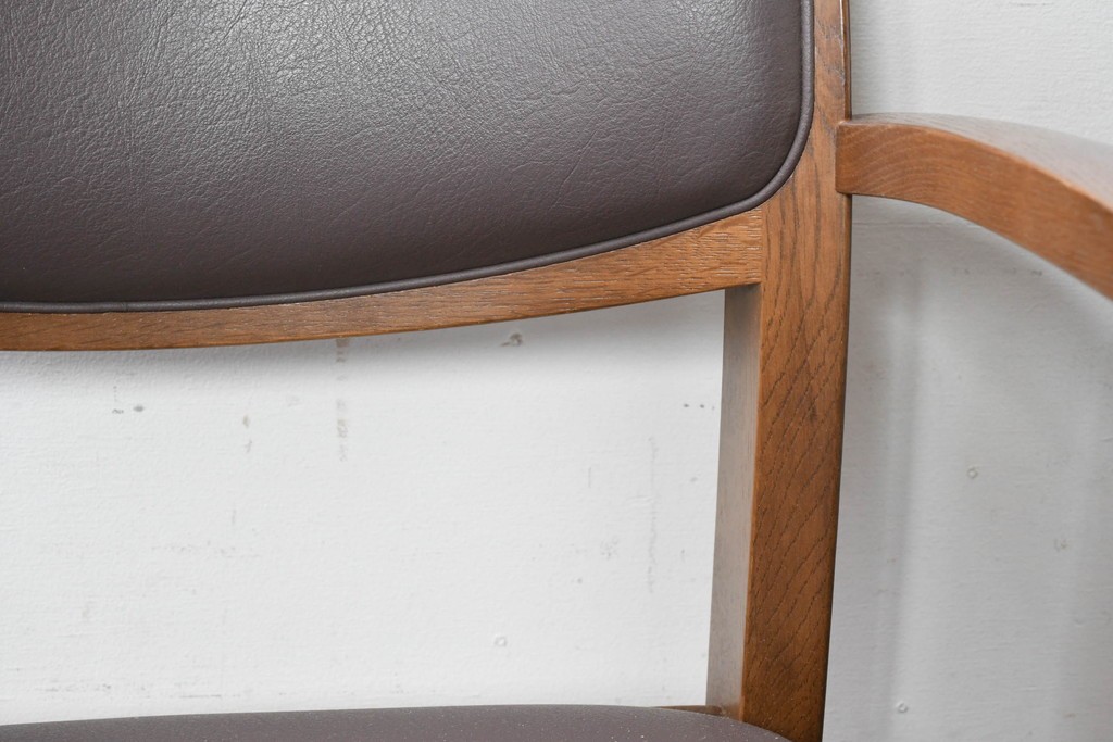 中古　シラカワ(Shirakawa)　ナラ材　S-281　流れるような曲線が上品なアームチェア2脚セット　定価(2脚合計)約15万円　(R-086759)