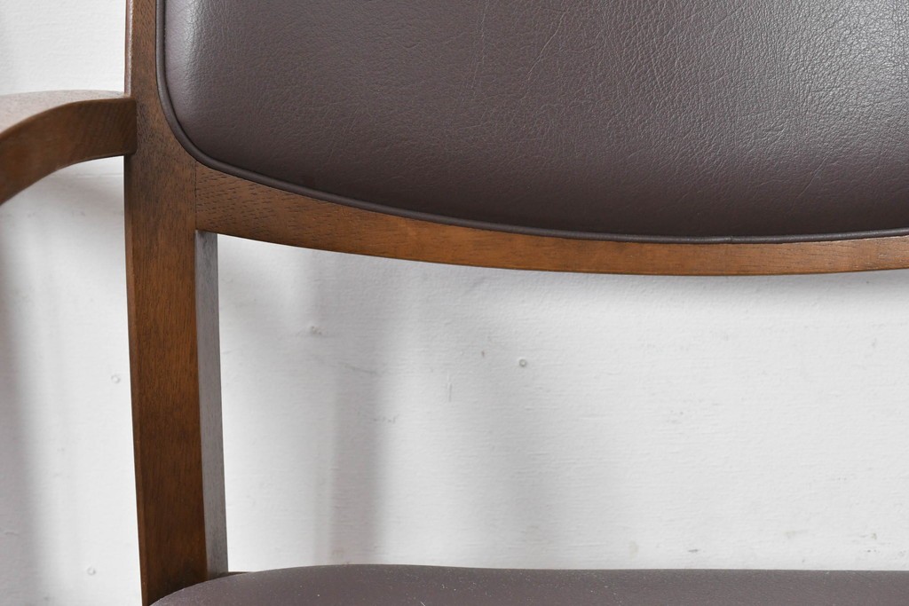 中古　シラカワ(Shirakawa)　ナラ材　S-281　流れるような曲線が上品なアームチェア2脚セット　定価(2脚合計)約15万円　(R-086759)