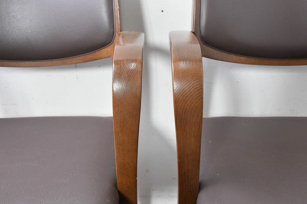 中古　シラカワ(Shirakawa)　ナラ材　S-281　流れるような曲線が上品なアームチェア2脚セット　定価(2脚合計)約15万円　(R-086759)