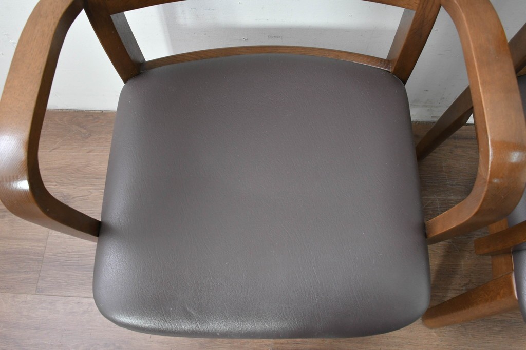 中古　シラカワ(Shirakawa)　ナラ材　S-281　流れるような曲線が上品なアームチェア2脚セット　定価(2脚合計)約15万円　(R-086759)