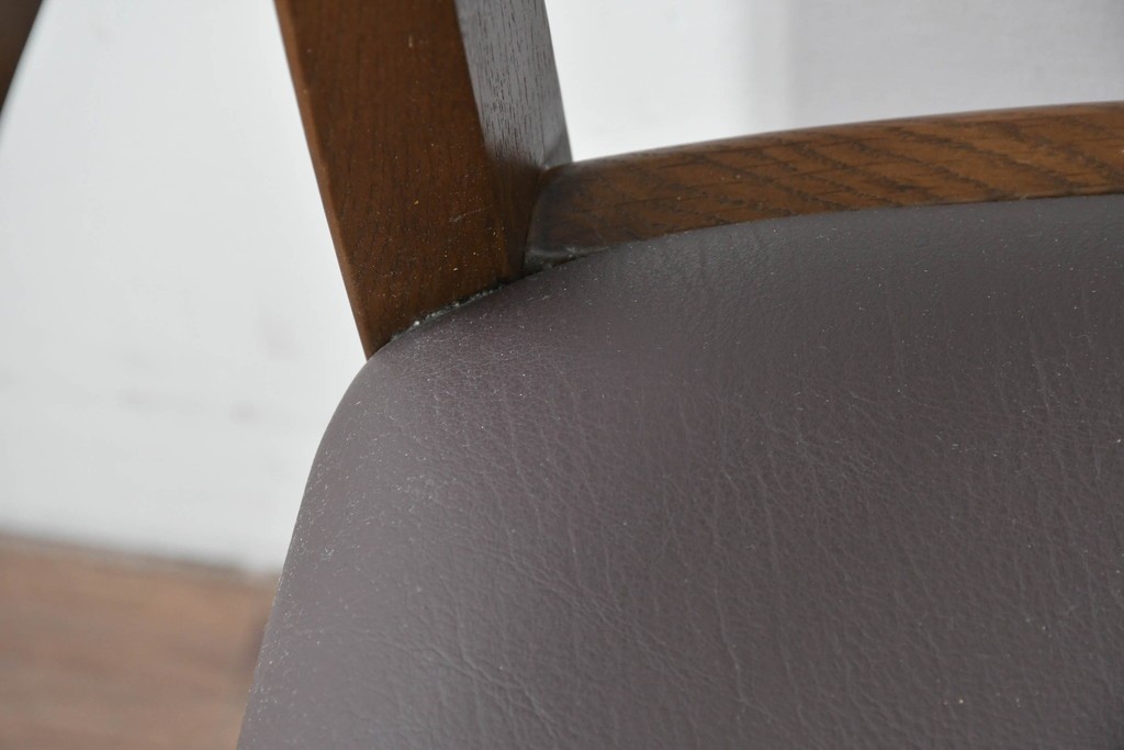 中古　シラカワ(Shirakawa)　ナラ材　S-281　流れるような曲線が上品なアームチェア2脚セット　定価(2脚合計)約15万円　(R-086759)