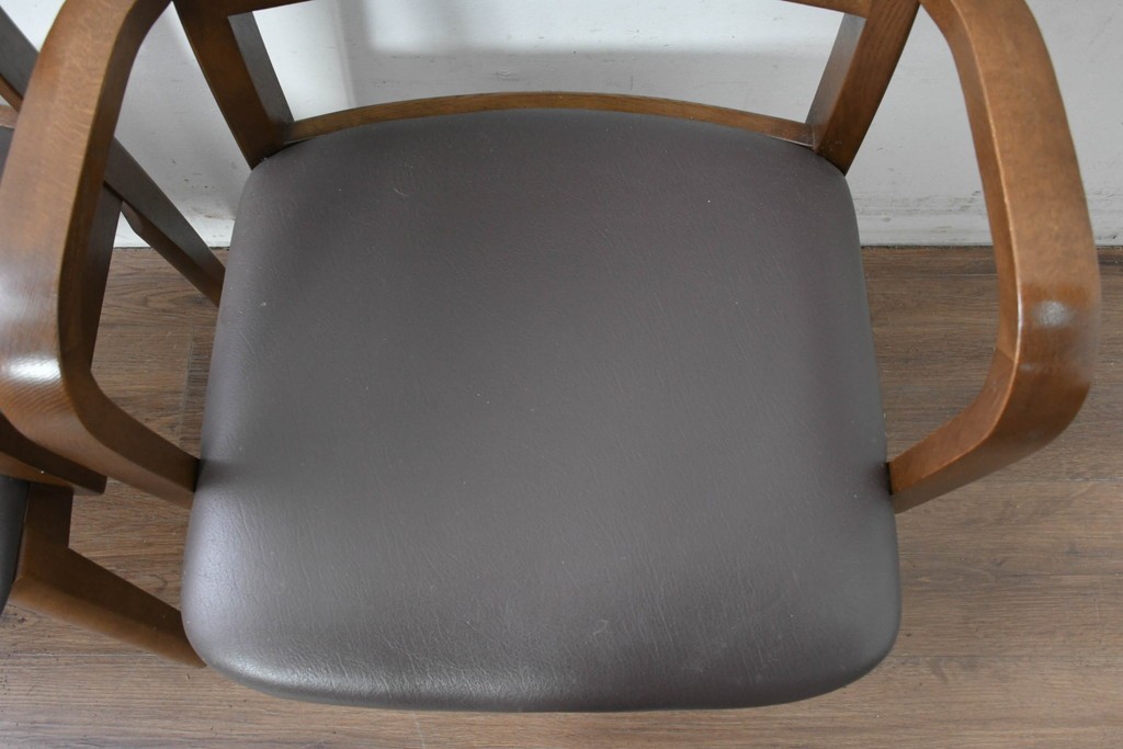 中古　シラカワ(Shirakawa)　ナラ材　S-281　流れるような曲線が上品なアームチェア2脚セット　定価(2脚合計)約15万円　(R-086759)