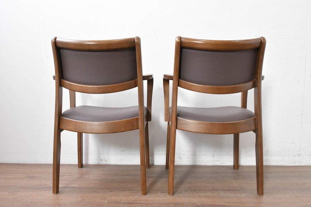 中古　シラカワ(Shirakawa)　ナラ材　S-281　流れるような曲線が上品なアームチェア2脚セット　定価(2脚合計)約15万円　(R-086759)