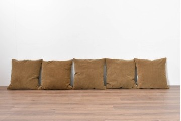 中古　TRUCK　フェザー入りコーデュロイクッション5個セット　(R-086761)