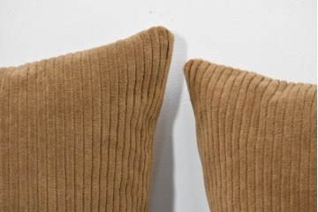 中古　TRUCK　フェザー入りコーデュロイクッション5個セット　(R-086761)