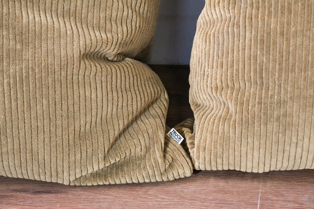 中古　TRUCK　フェザー入りコーデュロイクッション5個セット　(R-086761)