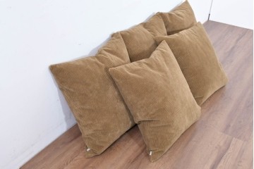 中古　TRUCK　フェザー入りコーデュロイクッション5個セット　(R-086761)