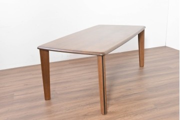 中古　シラカワ(Shirakawa)　オーク材　丸みのある柔らかなシルエットのダイニングテーブル　定価推定約21万円　(R-086762)