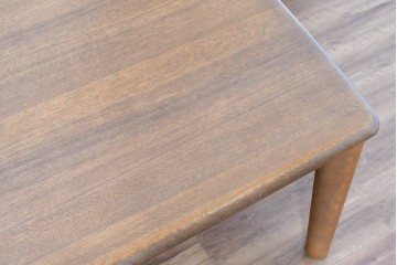 中古　シラカワ(Shirakawa)　オーク材　丸みのある柔らかなシルエットのダイニングテーブル　定価推定約21万円　(R-086762)