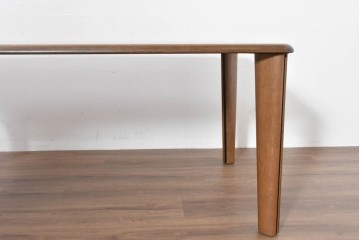 中古　シラカワ(Shirakawa)　オーク材　丸みのある柔らかなシルエットのダイニングテーブル　定価推定約21万円　(R-086762)