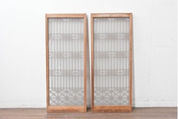 アンティーク建具　昭和後期　片面ガラス　明るい木色に端正な組子が魅力の書院戸2枚セット　(R-086763)