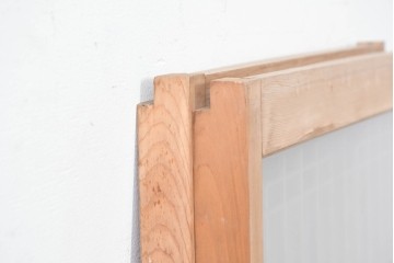 アンティーク建具　昭和後期　片面ガラス　明るい木色に端正な組子が魅力の書院戸2枚セット　(R-086763)