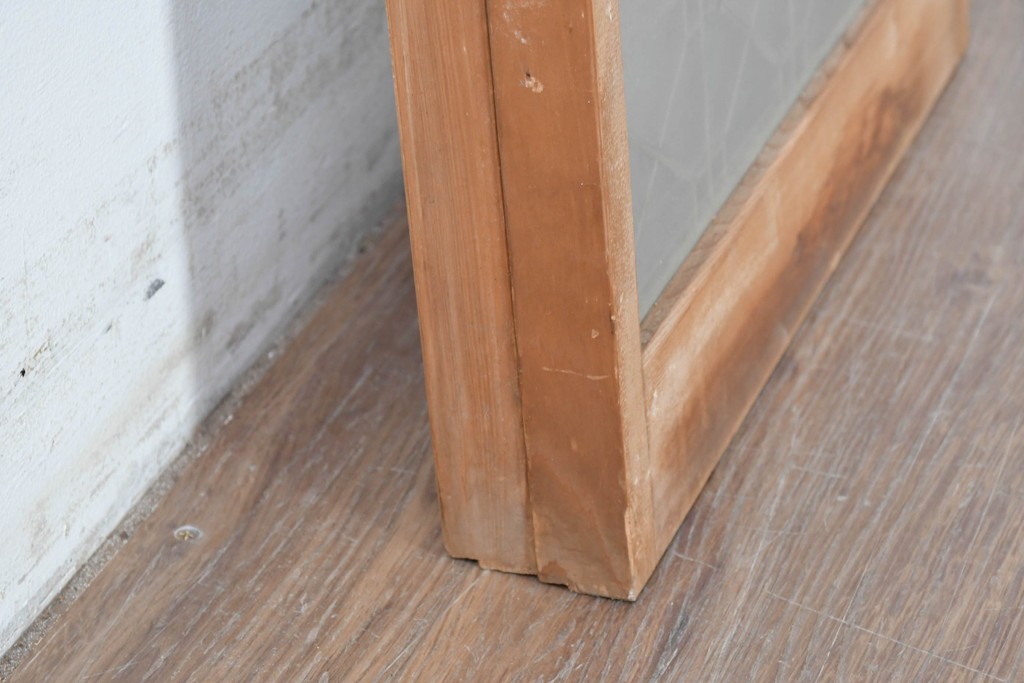 アンティーク建具　昭和後期　片面ガラス　明るい木色に端正な組子が魅力の書院戸2枚セット　(R-086763)