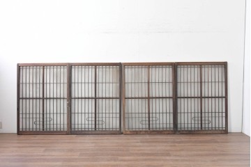 アンティーク建具　昭和中期　細やかな格子の入ったガラス窓4枚セット　(R-086764)