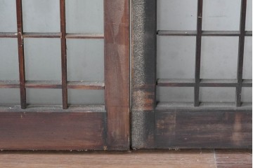 アンティーク建具　昭和中期　細やかな格子の入ったガラス窓4枚セット　(R-086764)